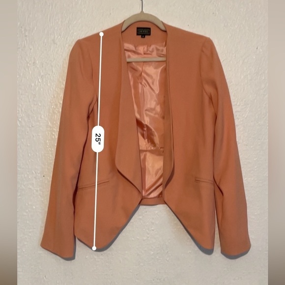 Countess, light orange blazer, size medium - Picture 4 of 7